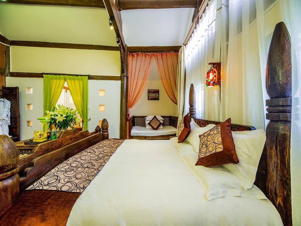 ליג'יאנג Old Tree Boutique Guesthouse מראה חיצוני תמונה