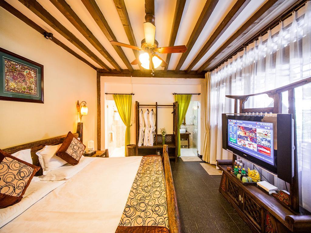 ליג'יאנג Old Tree Boutique Guesthouse מראה חיצוני תמונה