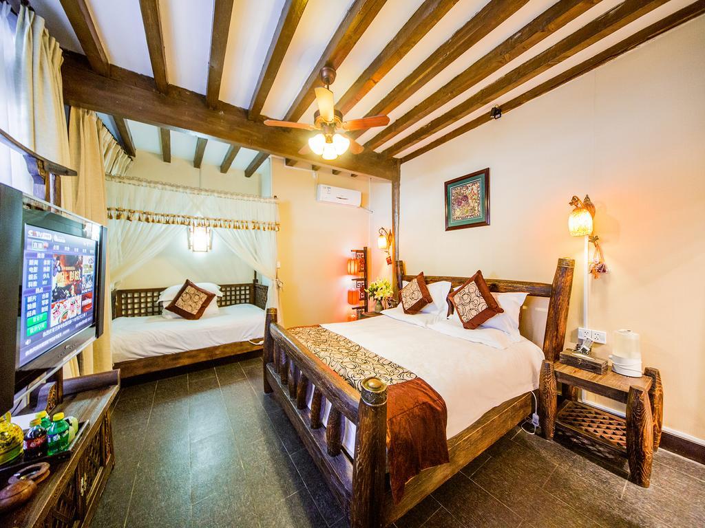 ליג'יאנג Old Tree Boutique Guesthouse מראה חיצוני תמונה