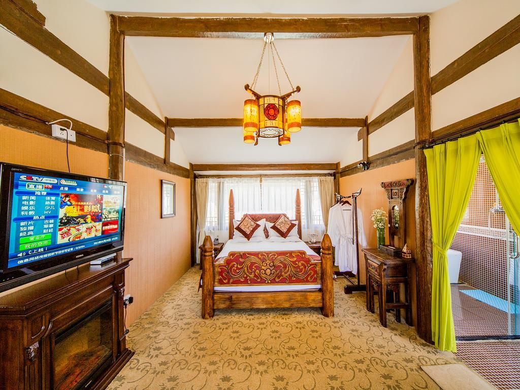 ליג'יאנג Old Tree Boutique Guesthouse מראה חיצוני תמונה